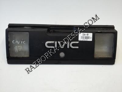 Задний фонарь центральный Honda Civic AH/AG (1984-1987) х/бек доресталл
