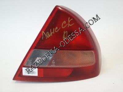 Задний фонарь правый Mitsubishi Lancer CK# (1996-2001) седан
